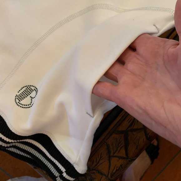 Lyse Spénard, Hooded sweater, Size Large (can fit for 8-10-12).  Real White. - Picture 2 of 10